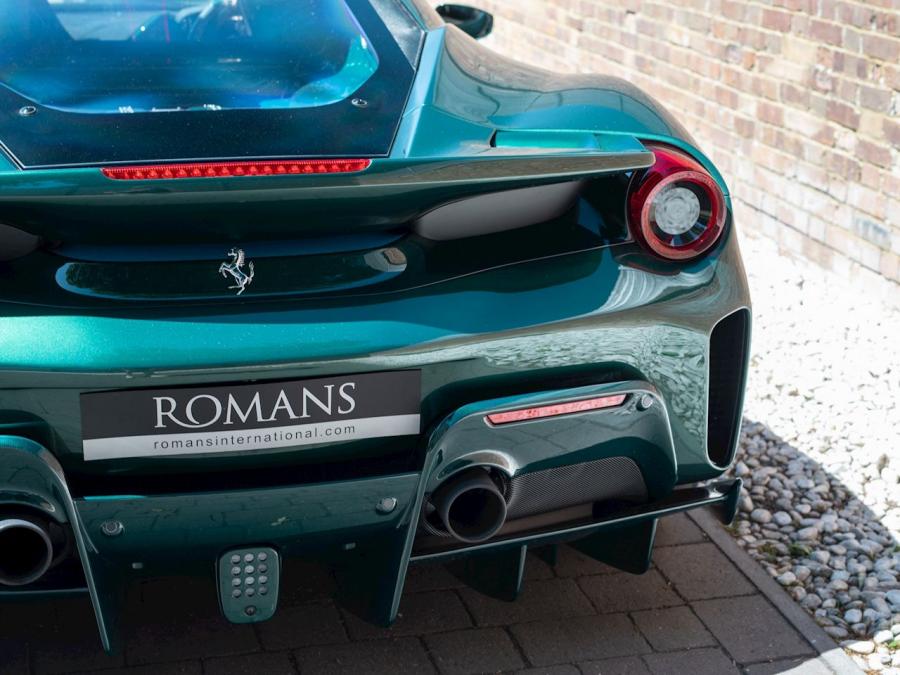 Детали экстерьера Ferrari 488 Pista 2020 года  (UK) (фото 15 из 41)